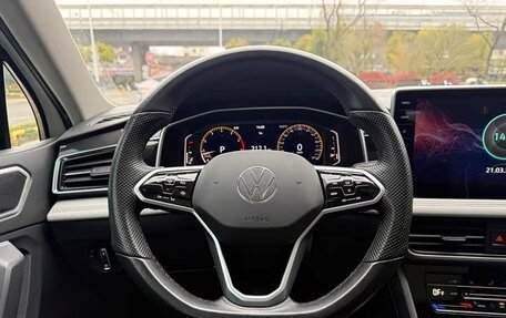 Volkswagen Tiguan II, 2023 год, 1 944 000 рублей, 20 фотография
