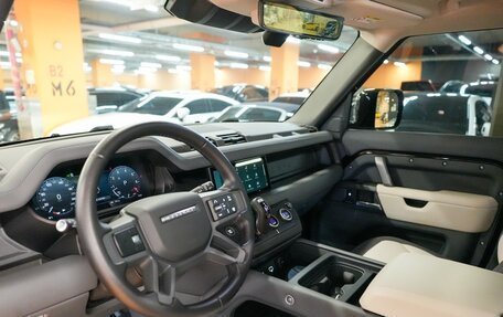 Land Rover Defender II, 2024 год, 8 000 000 рублей, 8 фотография
