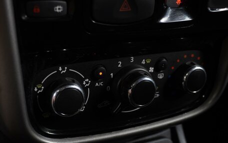 Renault Duster I рестайлинг, 2015 год, 1 179 000 рублей, 14 фотография