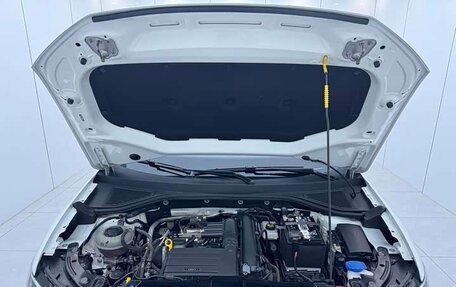 Volkswagen T-Roc I, 2022 год, 1 890 000 рублей, 15 фотография
