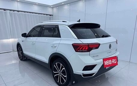 Volkswagen T-Roc I, 2022 год, 1 890 000 рублей, 6 фотография