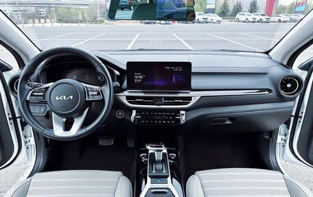 KIA K3, 2023 год, 1 264 555 рублей, 10 фотография