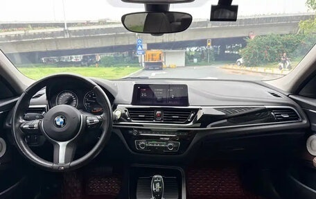 BMW 1 серия, 2022 год, 1 500 000 рублей, 9 фотография