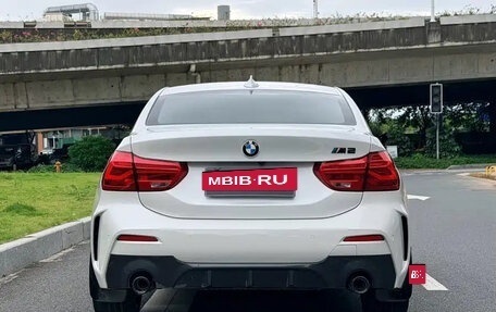 BMW 1 серия, 2022 год, 1 500 000 рублей, 6 фотография