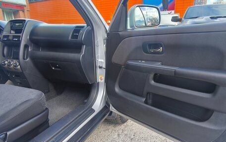 Honda CR-V II рестайлинг, 2004 год, 1 200 000 рублей, 16 фотография