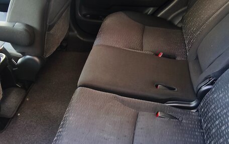 Honda CR-V II рестайлинг, 2004 год, 1 200 000 рублей, 24 фотография