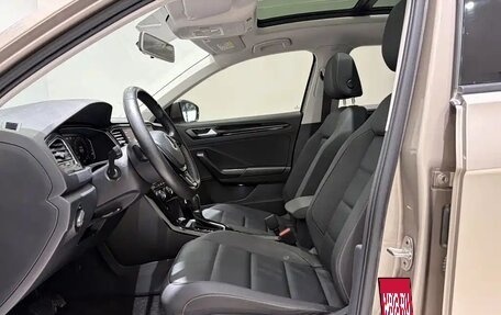 Volkswagen T-Roc I, 2022 год, 1 460 000 рублей, 8 фотография