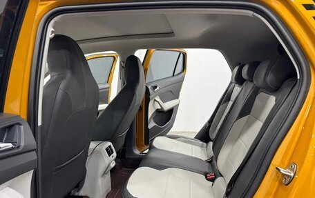 Volkswagen T-Cross I, 2022 год, 1 570 000 рублей, 9 фотография
