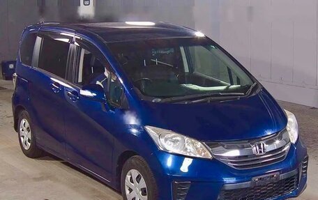 Honda Freed I, 2015 год, 1 050 000 рублей, 1 фотография