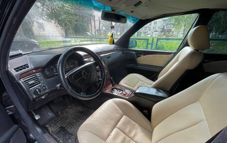 Mercedes-Benz E-Класс, 1998 год, 199 000 рублей, 10 фотография
