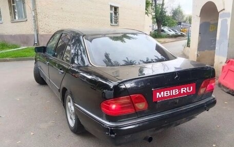 Mercedes-Benz E-Класс, 1998 год, 199 000 рублей, 7 фотография