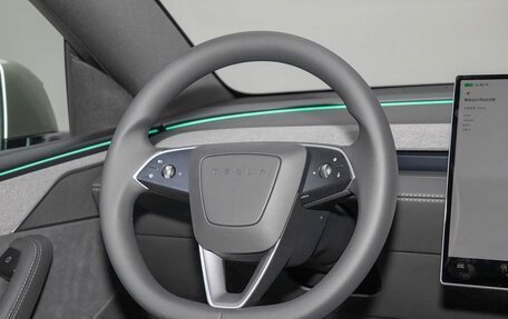 Tesla Model Y I, 2025 год, 8 000 000 рублей, 15 фотография