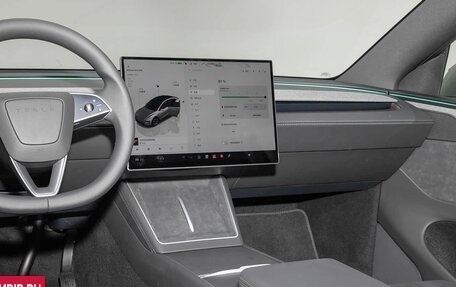 Tesla Model Y I, 2025 год, 8 000 000 рублей, 16 фотография