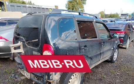 Chevrolet Niva I рестайлинг, 2011 год, 250 000 рублей, 3 фотография