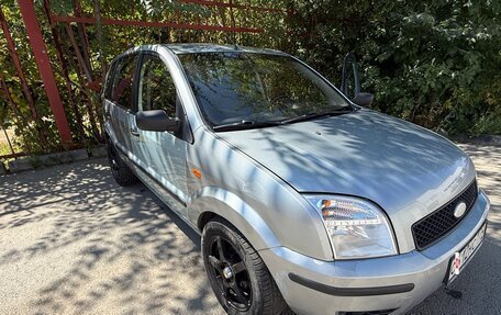 Ford Fusion I, 2005 год, 270 000 рублей, 2 фотография