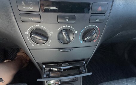Toyota Corolla, 2005 год, 480 000 рублей, 13 фотография