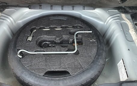 Toyota Ractis I, 2006 год, 570 000 рублей, 16 фотография