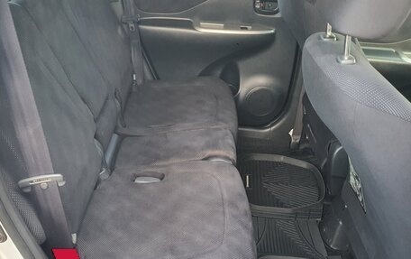 Toyota Ractis I, 2006 год, 570 000 рублей, 17 фотография