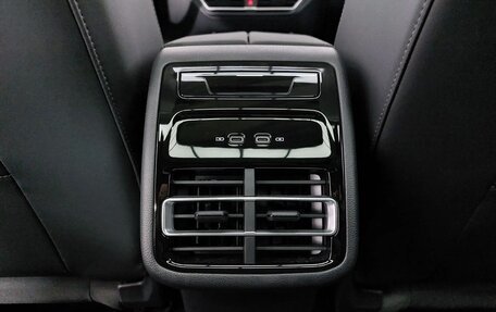 Volkswagen Tiguan, 2026 год, 5 250 000 рублей, 12 фотография