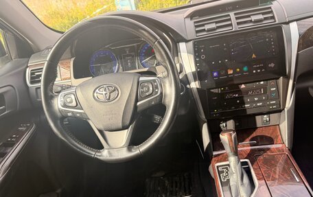 Toyota Camry, 2017 год, 1 675 000 рублей, 11 фотография