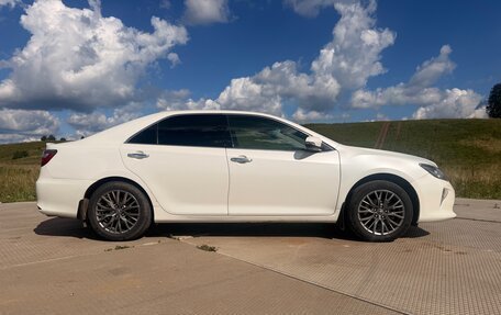 Toyota Camry, 2017 год, 1 675 000 рублей, 7 фотография