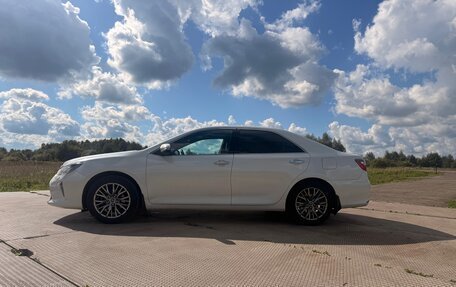 Toyota Camry, 2017 год, 1 675 000 рублей, 2 фотография
