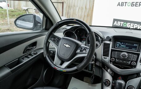 Chevrolet Cruze II, 2010 год, 547 000 рублей, 9 фотография