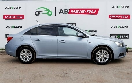 Chevrolet Cruze II, 2010 год, 547 000 рублей, 4 фотография