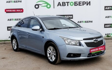 Chevrolet Cruze II, 2010 год, 547 000 рублей, 3 фотография