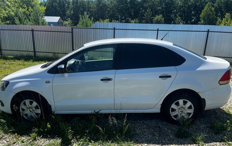 Volkswagen Polo VI (EU Market), 2012 год, 350 000 рублей, 3 фотография