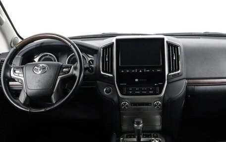 Toyota Land Cruiser 200, 2019 год, 5 999 999 рублей, 8 фотография