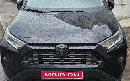 Toyota RAV4, 2019 год, 3 380 000 рублей, 1 фотография