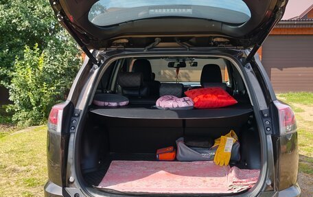 Toyota RAV4, 2019 год, 2 450 000 рублей, 9 фотография