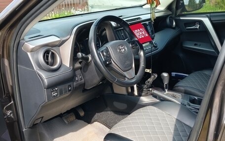 Toyota RAV4, 2019 год, 2 450 000 рублей, 7 фотография