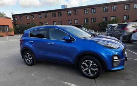 KIA Sportage IV рестайлинг, 2021 год, 2 800 000 рублей, 5 фотография