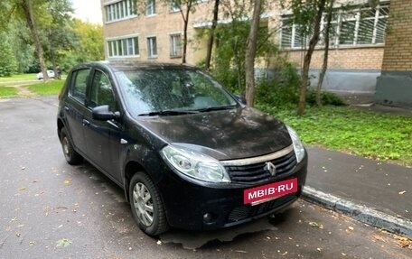 Renault Sandero I, 2013 год, 600 000 рублей, 2 фотография