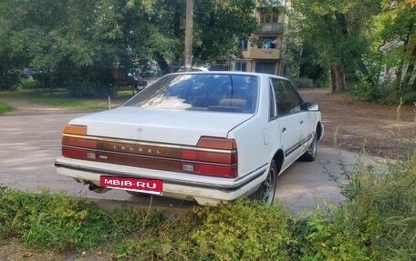 Nissan Laurel IV, 1984 год, 300 000 рублей, 3 фотография