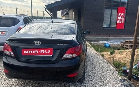 Hyundai Solaris II рестайлинг, 2013 год, 800 000 рублей, 2 фотография
