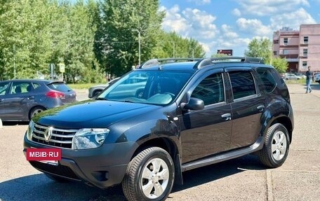 Renault Duster I рестайлинг, 2014 год, 870 000 рублей, 2 фотография
