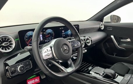 Mercedes-Benz CLA, 2019 год, 2 650 000 рублей, 9 фотография