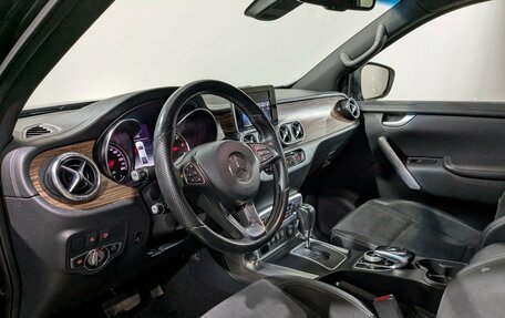 Mercedes-Benz X-Класс I, 2018 год, 3 850 000 рублей, 25 фотография