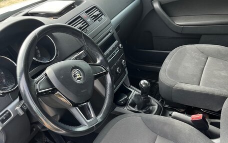 Skoda Yeti I рестайлинг, 2015 год, 1 100 000 рублей, 6 фотография