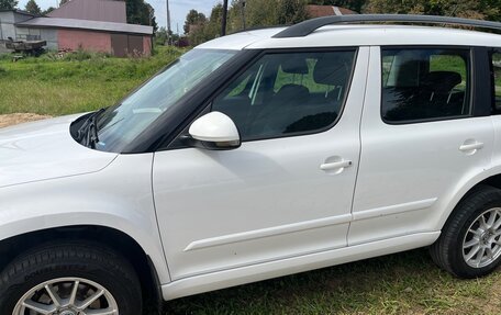 Skoda Yeti I рестайлинг, 2015 год, 1 100 000 рублей, 5 фотография