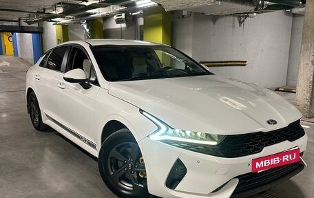 KIA K5, 2021 год, 1 550 000 рублей, 9 фотография