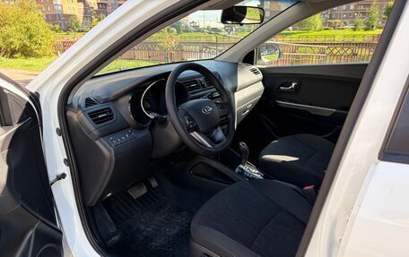 KIA Rio III рестайлинг, 2013 год, 1 050 000 рублей, 22 фотография