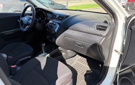 KIA Rio III рестайлинг, 2013 год, 1 050 000 рублей, 37 фотография
