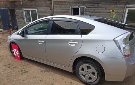 Toyota Prius, 2011 год, 1 111 111 рублей, 3 фотография