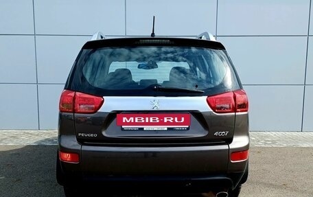 Peugeot 4007, 2010 год, 900 000 рублей, 6 фотография