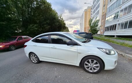 Hyundai Solaris II рестайлинг, 2013 год, 670 000 рублей, 5 фотография