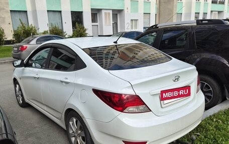 Hyundai Solaris II рестайлинг, 2013 год, 670 000 рублей, 2 фотография